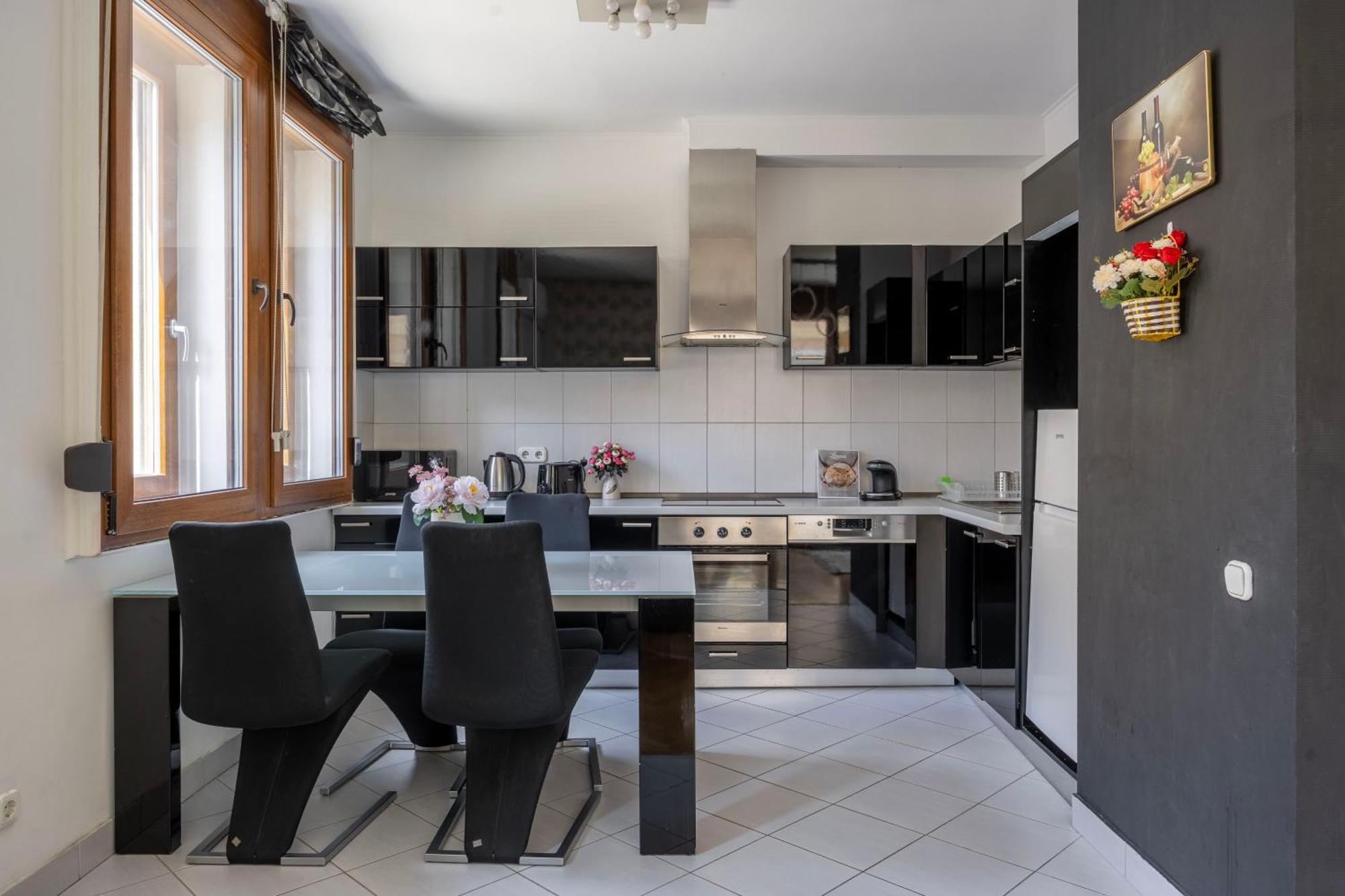 Apartament Deluxe Downtown W' Balcony In The Heart Of Budapeszt